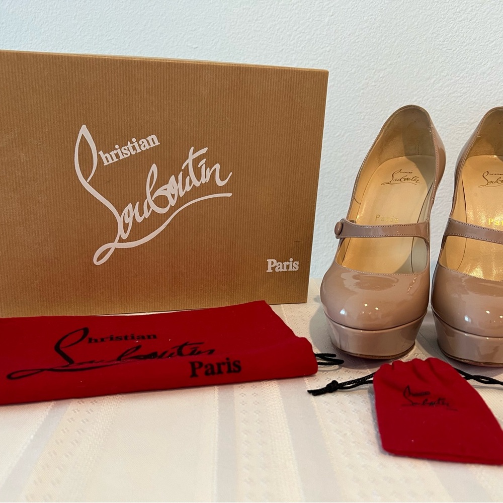 Christian Louboutin Paris